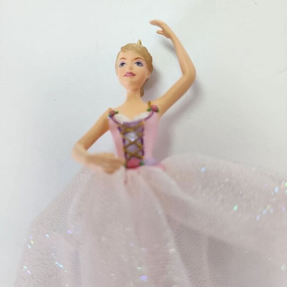 Hallmark Keepsake Christmas Ornament Barbie Ballerina Dated 2008 - Picture 4 of 5